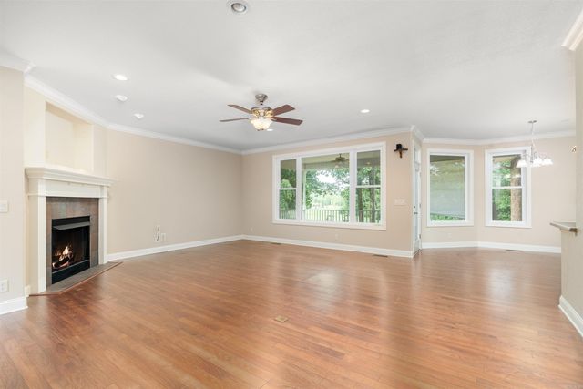 1 Versalles Lane, Hot Springs Village, AR 71909