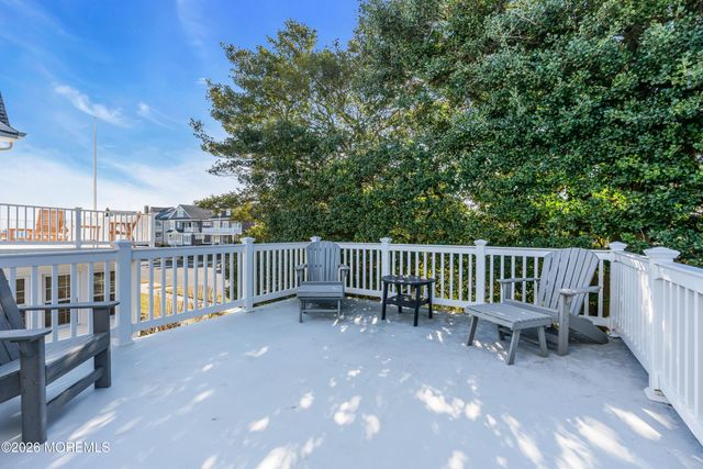 13 Beacon Boulevard, Sea Girt, NJ 08750