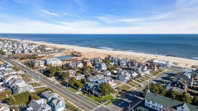 13 Beacon Boulevard, Sea Girt, NJ 08750