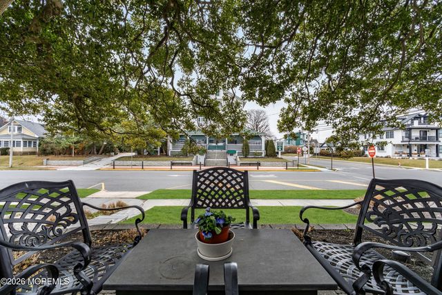 13 Beacon Boulevard, Sea Girt, NJ 08750