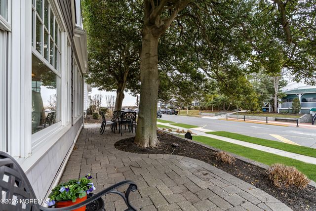 13 Beacon Boulevard, Sea Girt, NJ 08750