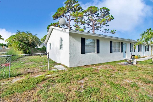 3040 Martin Avenue, Greenacres, FL 33463