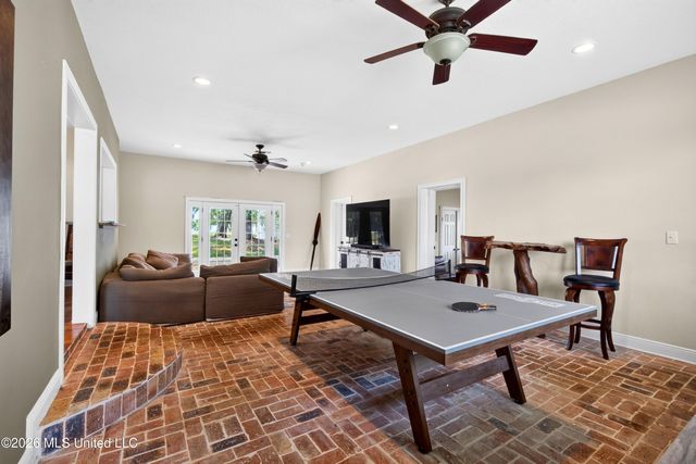 1143 2nd Street, Gulfport, MS 39501