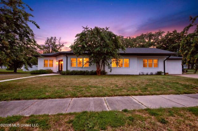 1143 2nd Street, Gulfport, MS 39501