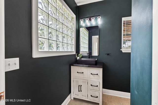 1143 2nd Street, Gulfport, MS 39501