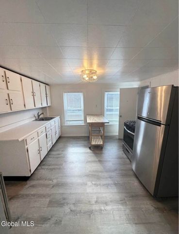 1522 7th Avenue, Watervliet, NY 12189