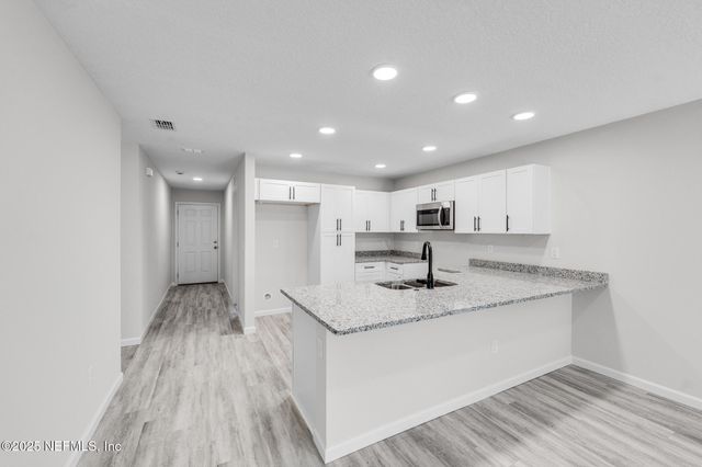 10720 ANDERS Boulevard, Jacksonville, FL 32246