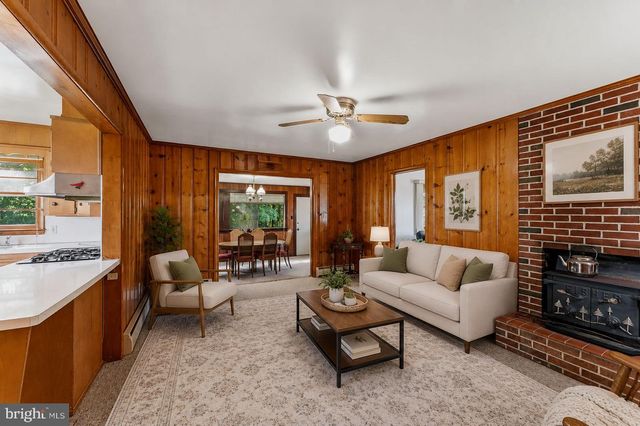 5049 BRADDOCK RD, Woodbine, MD 21797