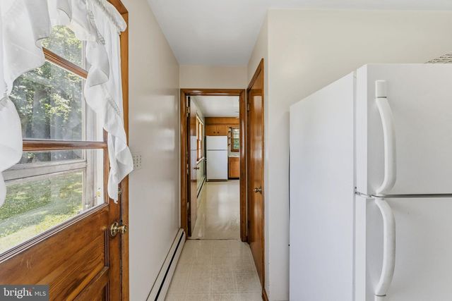 5049 BRADDOCK RD, Woodbine, MD 21797