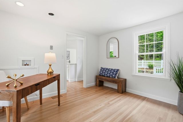 147 Forest St, Norwell, MA 02061
