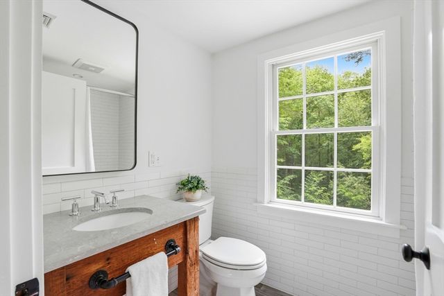 147 Forest St, Norwell, MA 02061