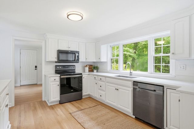 147 Forest St, Norwell, MA 02061