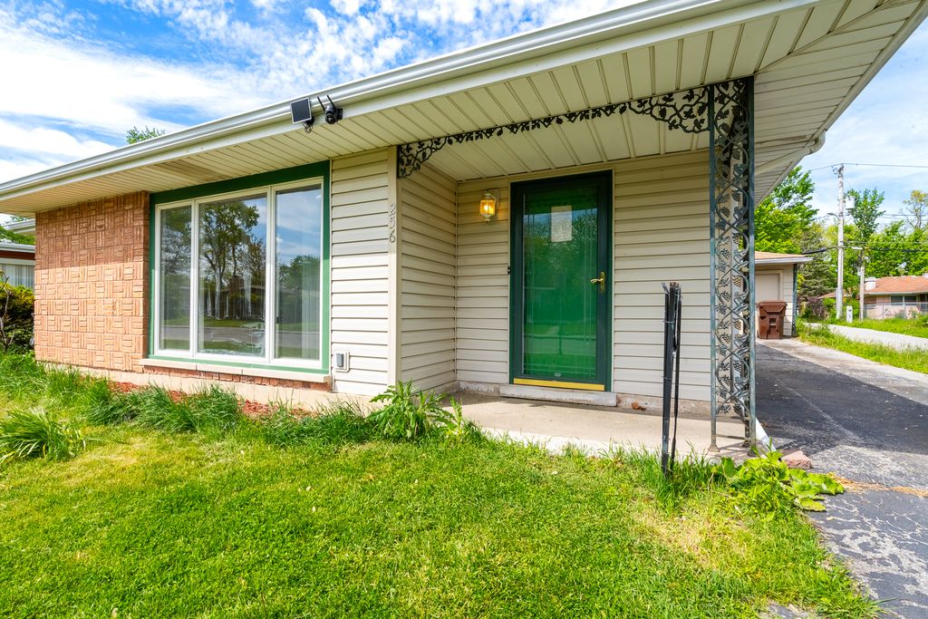 256 Sangamon Street, Park Forest, IL 60466