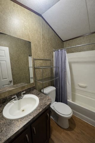 400 Avenue D, Point, TX 75472