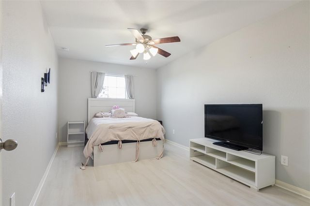 5218 Misty Lane, Bacliff, TX 77518