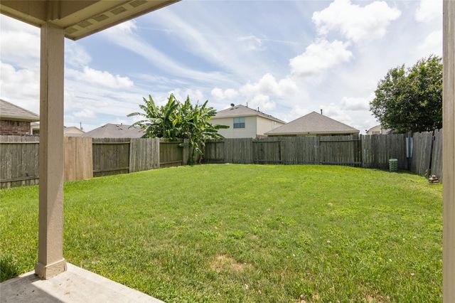 5218 Misty Lane, Bacliff, TX 77518