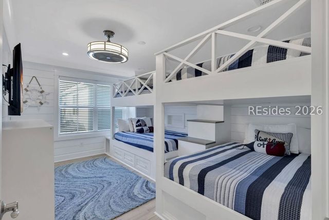2 Talon Ct, Hilton Head Island, SC 29926