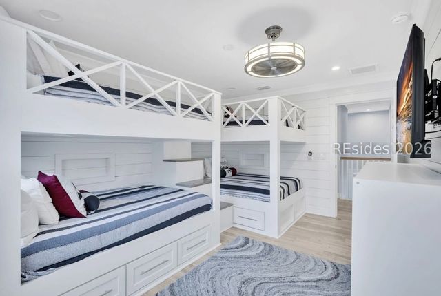 2 Talon Ct, Hilton Head Island, SC 29926