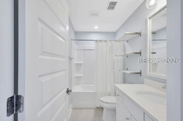 2 Talon Ct, Hilton Head Island, SC 29926