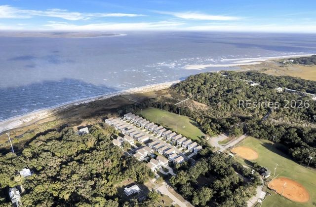 2 Talon Ct, Hilton Head Island, SC 29926