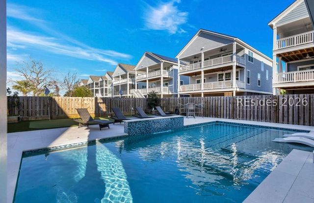 2 Talon Ct, Hilton Head Island, SC 29926
