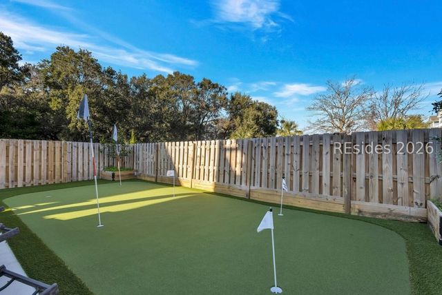 2 Talon Ct, Hilton Head Island, SC 29926