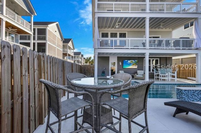 2 Talon Ct, Hilton Head Island, SC 29926