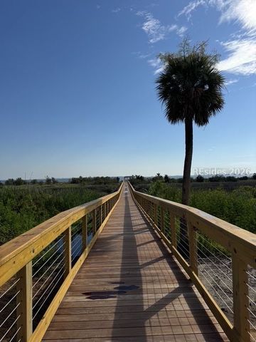 2 Talon Ct, Hilton Head Island, SC 29926