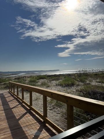 2 Talon Ct, Hilton Head Island, SC 29926