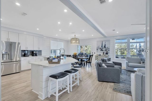 2 Talon Ct, Hilton Head Island, SC 29926