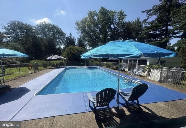713 ARDSLEY CT, Yardley, PA 19067