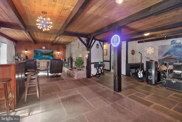 713 ARDSLEY CT, Yardley, PA 19067