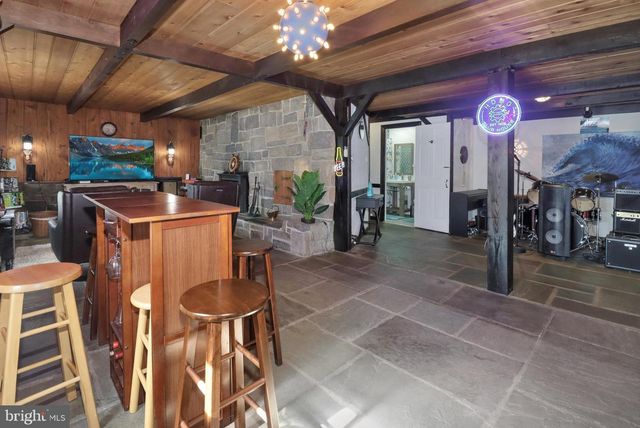 713 ARDSLEY CT, Yardley, PA 19067