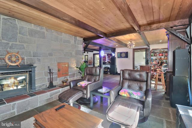 713 ARDSLEY CT, Yardley, PA 19067