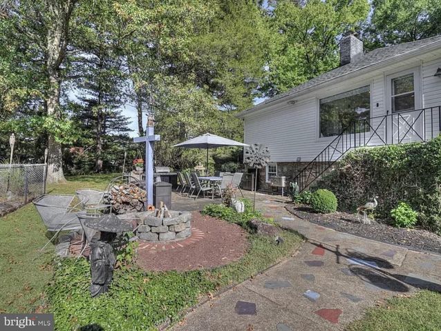 713 ARDSLEY CT, Yardley, PA 19067