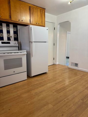 445 Graceland Drive SE, Albuquerque, NM 87108