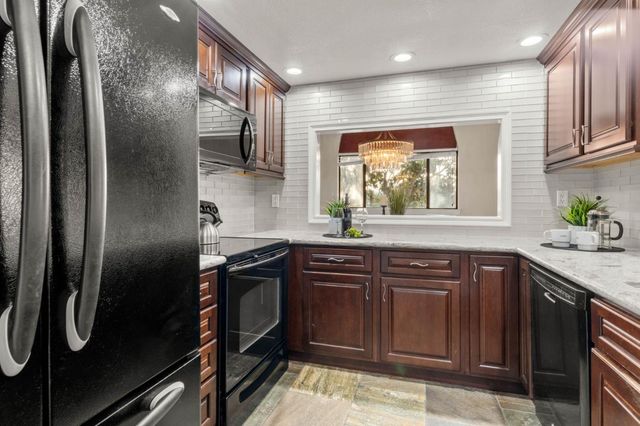 2208 Brega Lane, Morgan Hill, CA 95037