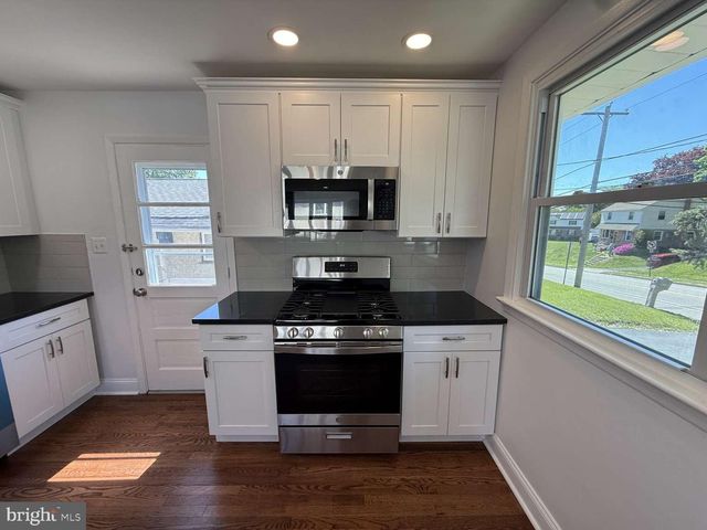 1619 FITZWATERTOWN RD, Willow Grove, PA 19090