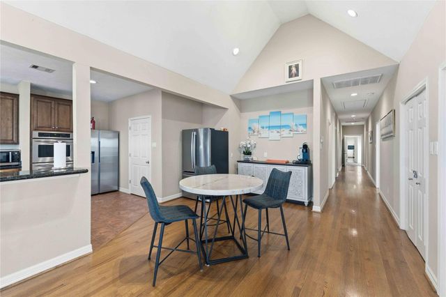 1813 Avenue A, Dickinson, TX 77539