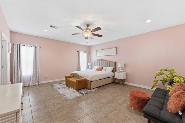 1813 Avenue A, Dickinson, TX 77539