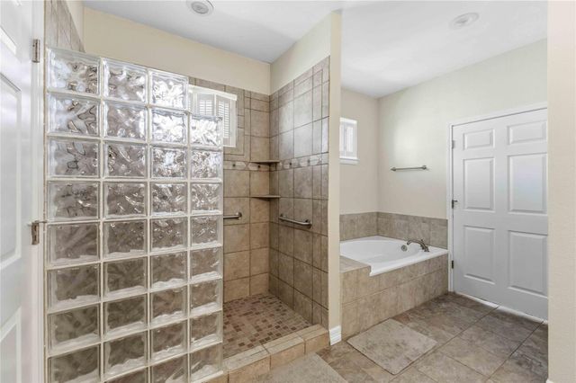 1813 Avenue A, Dickinson, TX 77539