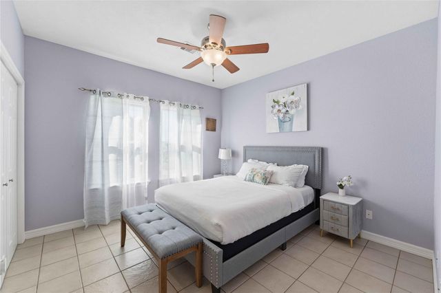 1813 Avenue A, Dickinson, TX 77539