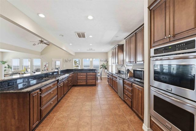 1813 Avenue A, Dickinson, TX 77539