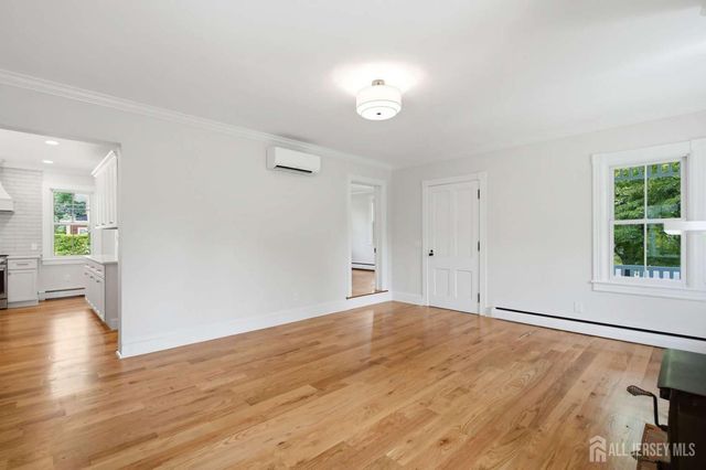 1 Cranbury Neck Road, Cranbury, NJ 08512