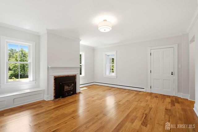 1 Cranbury Neck Road, Cranbury, NJ 08512