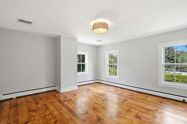 1 Cranbury Neck Road, Cranbury, NJ 08512