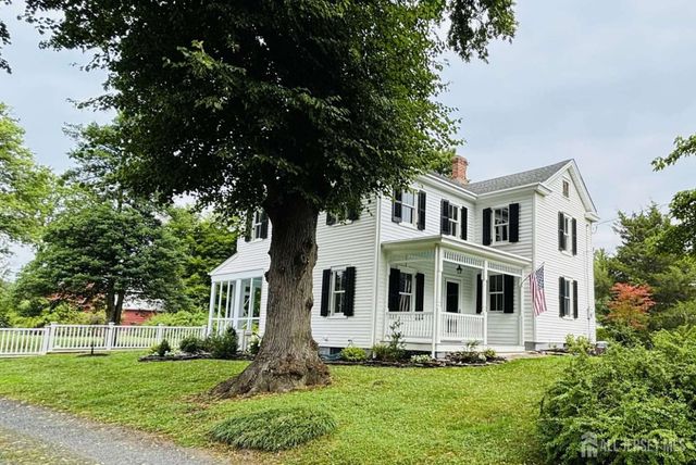 1 Cranbury Neck Road, Cranbury, NJ 08512