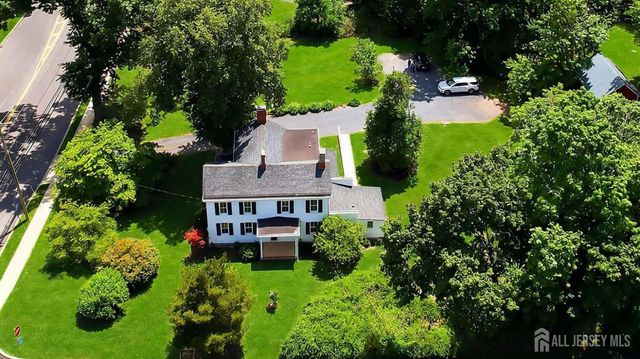 1 Cranbury Neck Road, Cranbury, NJ 08512