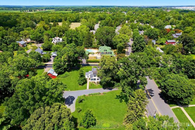 1 Cranbury Neck Road, Cranbury, NJ 08512