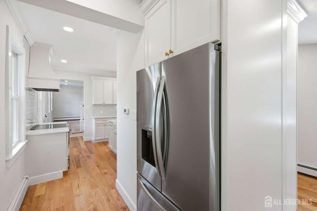 1 Cranbury Neck Road, Cranbury, NJ 08512